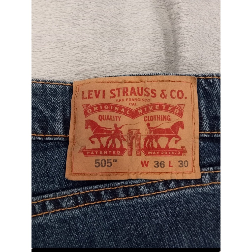 Mens Blue Levi's Strauss 505 jeans light weight size‎ 36 x 30